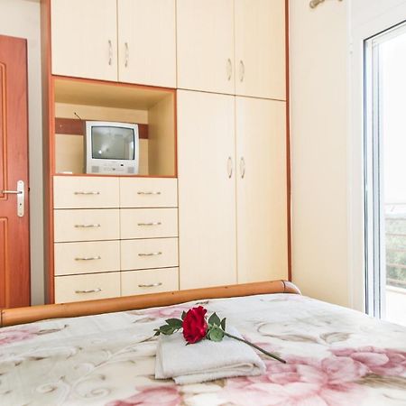 Cozy Flats In An Olive Grove By The Sandy Beach Kanalos Exterior foto